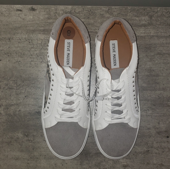 NWOB- Steve Madden Snakeskin Trim Sneakers - Picture 2 of 5